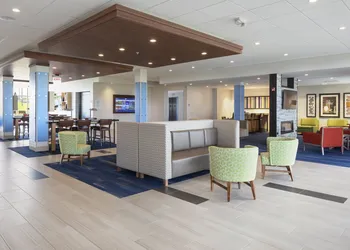Holiday Inn Express & Suites Bourbonnais East - Bradley by IHG hotel thumbnail 2