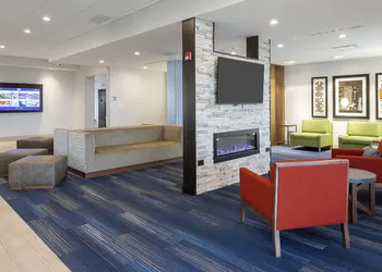 Holiday Inn Express & Suites Bourbonnais East - Bradley by IHG hotel thumbnail 5