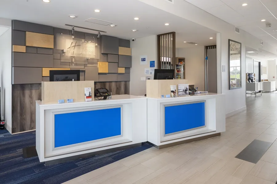 Holiday Inn Express & Suites Bourbonnais East - Bradley by IHG hotel detail image 6