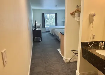 FairBridge Inn & Suites Cuero hotel thumbnail 7