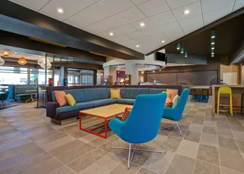 Tru by Hilton Grand Prairie hotel thumbnail 2