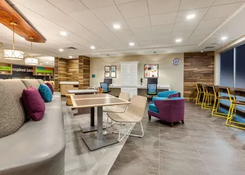 Home2 Suites by Hilton Saginaw, MI hotel thumbnail 2