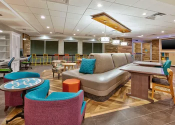 Home2 Suites by Hilton Saginaw, MI hotel thumbnail 6