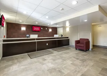 Red Roof Inn PLUS+ Tuscaloosa - University hotel thumbnail 3