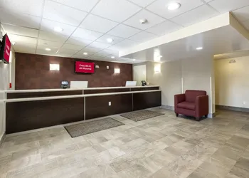 Red Roof Inn PLUS+ Tuscaloosa - University hotel thumbnail 3