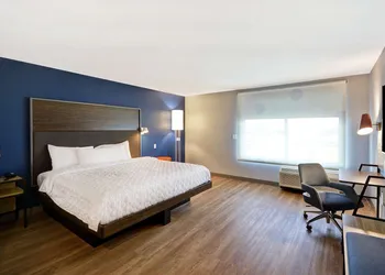 Tru by Hilton Beavercreek Dayton hotel thumbnail 6