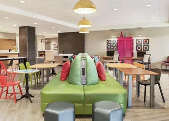 Home2 Suites by Hilton Harrisburg North hotel thumbnail 2