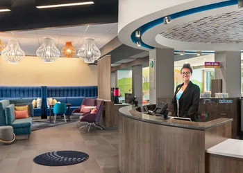 Tru by Hilton Duluth Mall Area hotel thumbnail 2