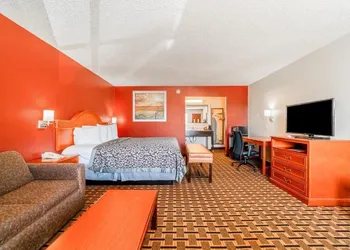 Lone Star Inn Vernon hotel thumbnail 3