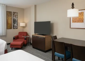 TownePlace Suites by Marriott Miami Kendall West hotel thumbnail 8