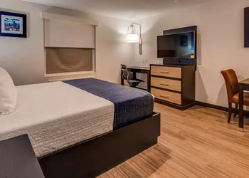 SureStay Plus Hotel by Best Western Humble hotel thumbnail 4