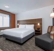 Holiday Inn Express & Suites Colorado Springs South I-25 by IHG hotel detail image 7