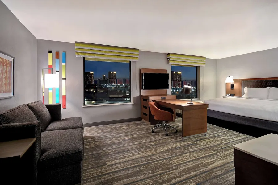 Hampton Inn & Suites Las Vegas Convention Center - No Resort Fee hotel detail image 6