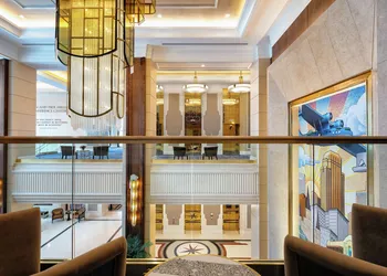 Higgins Hotel, Official Hotel of The National WWII Museum, Curio Collection by Hilton hotel thumbnail 5