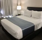 Wingate by Wyndham JFK Airport/Far Rockaway hotel detail image 4