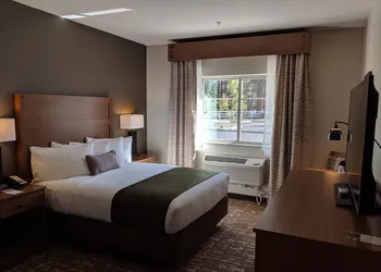 GrandStay Hotel & Suites hotel thumbnail 5
