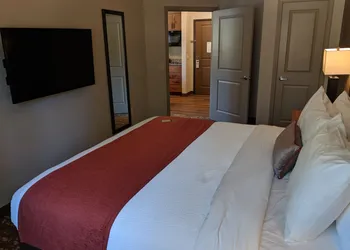 GrandStay Hotel & Suites hotel thumbnail 7