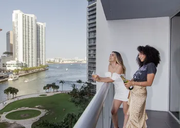 W Miami hotel thumbnail 7