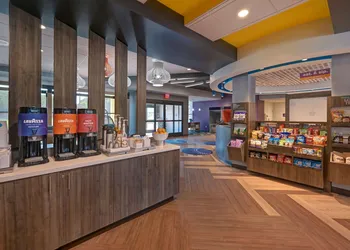 Tru by Hilton Mooresville hotel thumbnail 6