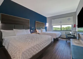 Tru by Hilton Mooresville hotel thumbnail 8