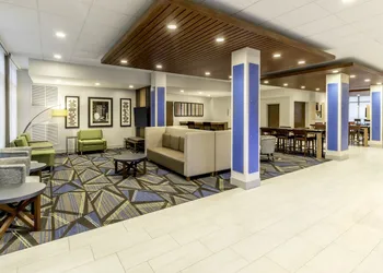 Holiday Inn Express Milwaukee West Allis by IHG hotel thumbnail 3