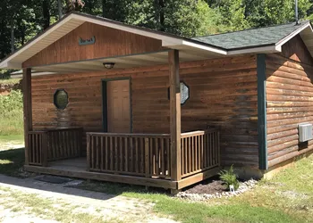 Bullwinkles Rustic Lodge hotel thumbnail 2