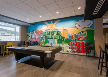 Tru by Hilton Radford, VA hotel thumbnail 3
