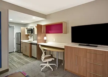 Home2 Suites by Hilton Georgetown hotel thumbnail 7