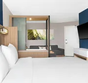 SpringHill Suites by Marriott Holland hotel detail image 4