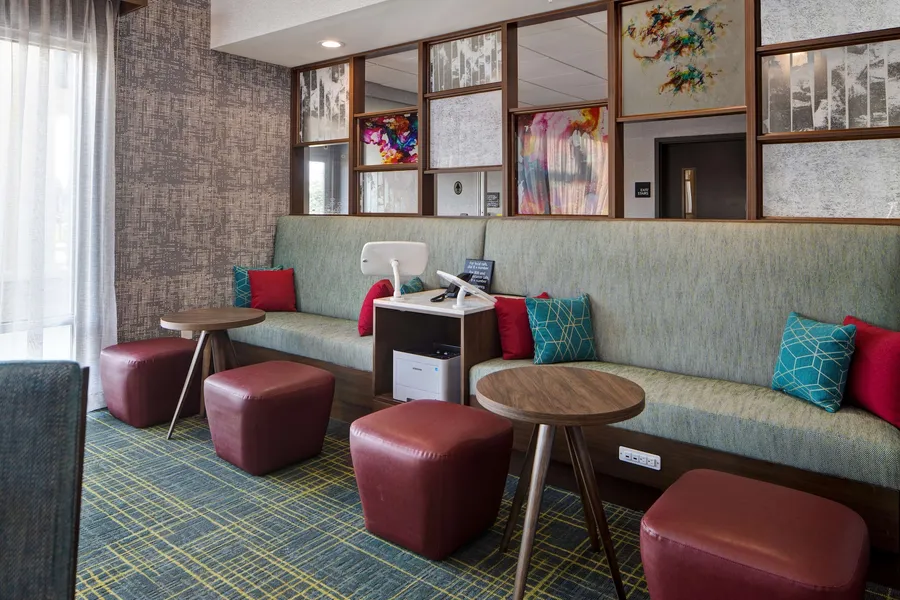 Hampton Inn & Suites Deptford hotel detail image 2