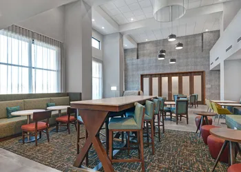 Hampton Inn & Suites Middleburg hotel thumbnail 3