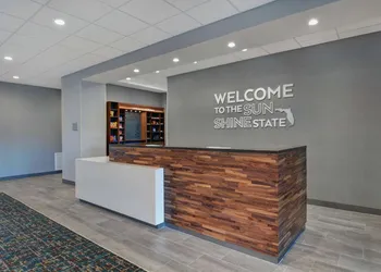Hampton Inn & Suites Middleburg hotel thumbnail 5
