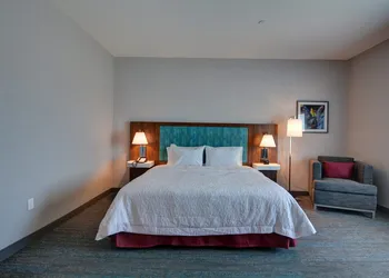 Hampton Inn & Suites Middleburg hotel thumbnail 8
