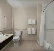 Holiday Inn Express & Suites Fayetteville South by IHG hotel detail image 4