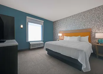 Home2 Suites by Hilton Tracy hotel thumbnail 7