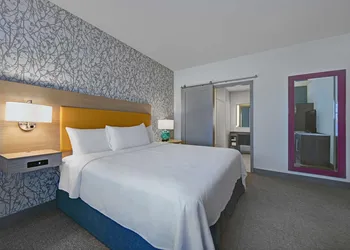 Home2 Suites by Hilton Tracy hotel thumbnail 8