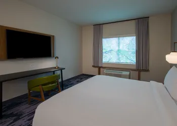 Fairfield Inn & Suites Duncan hotel thumbnail 6