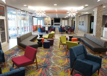 La Quinta Inn & Suites by Wyndham Braselton hotel thumbnail 2