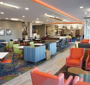 La Quinta Inn & Suites by Wyndham Braselton hotel detail image 3