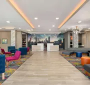 La Quinta Inn & Suites by Wyndham Braselton hotel detail image 5