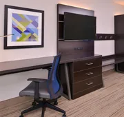 Holiday Inn Express & Suites Olathe West by IHG hotel detail image 4