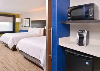 Holiday Inn Express & Suites Olathe West by IHG hotel thumbnail 8