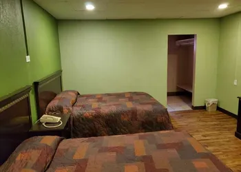 Trailway Motel hotel thumbnail 3