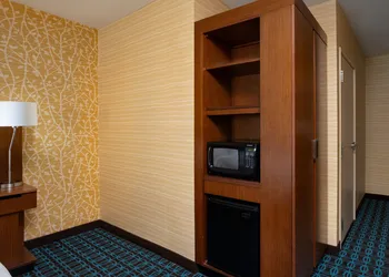 Fairfield Inn & Suites by Marriott Houston Richmond hotel thumbnail 8