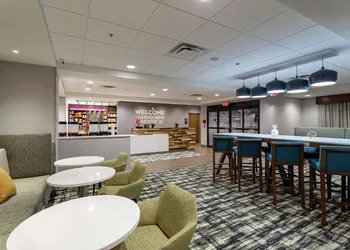 Hampton Inn Madison hotel thumbnail 4