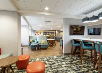 Hampton Inn Madison hotel thumbnail 6