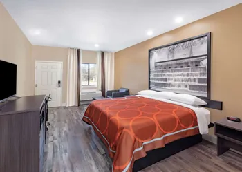 Super 8 by Wyndham Houston NW Beltway 8/West Rd hotel thumbnail 8