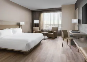 AC Hotel by Marriott Scottsdale North hotel thumbnail 6
