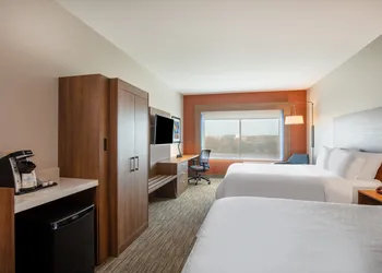 Holiday Inn Express & Suites Beloit by IHG hotel thumbnail 6