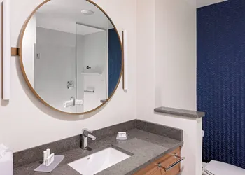 Fairfield Inn & Suites by Marriott Queensbury Glens Falls/Lake George Area hotel thumbnail 8